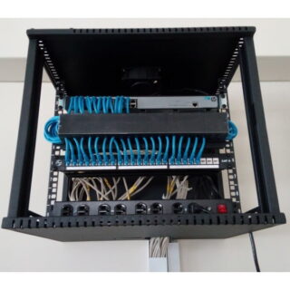 Instalación de racks y gabinetes